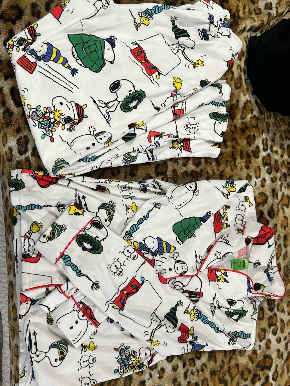 Peanuts White Holiday Snoopy & Woodstock Pajama Set with Red Trim